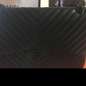 Chanel purse chevron all black